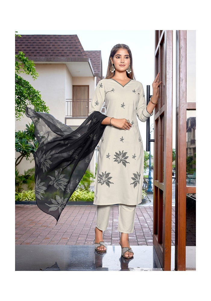 Malishka Export Cream Cotton Embroidered Kurta Pant With Dupatta for Women - Image 1